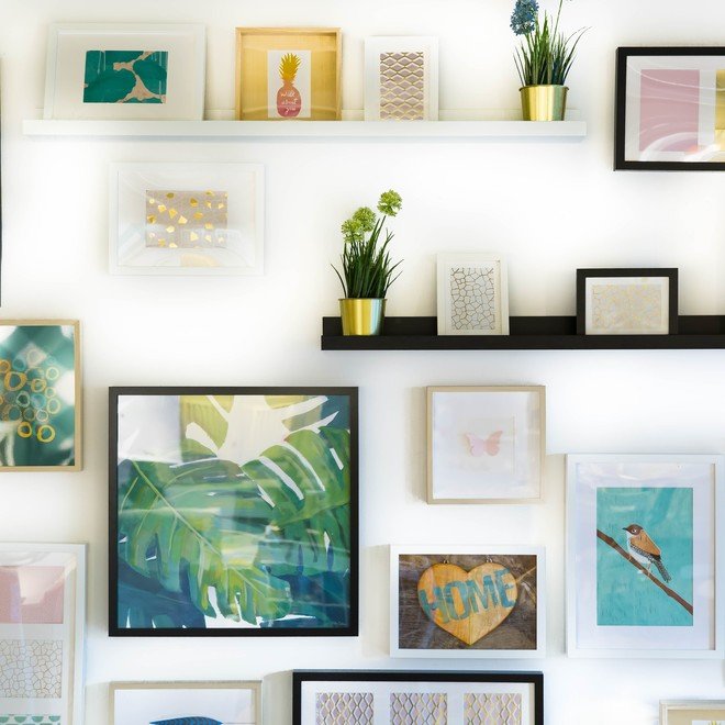 Professional picture frame glazing services in Al Quoz Dubai including UV protection glass and anti-reflective glass by Infinity Art & Frames